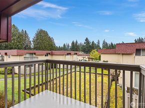 14200 SE 6th Street 57, Bellevue WA 98007