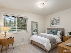 14200 SE 6th Street 57, Bellevue WA 98007