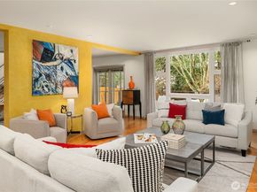 11223 109th Avenue NE, Kirkland WA 98033