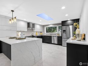 11223 109th Avenue NE, Kirkland WA 98033