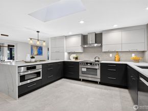 11223 109th Avenue NE, Kirkland WA 98033