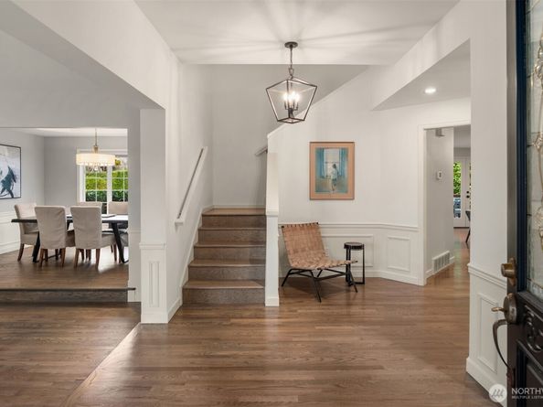 10330 NE 151st Place, Bothell WA 98011