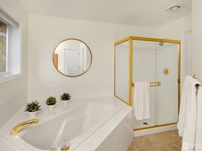10330 NE 151st Place, Bothell WA 98011