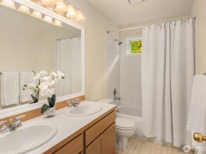 10330 NE 151st Place, Bothell WA 98011