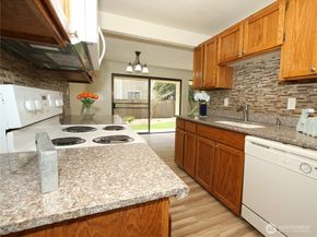 26425 Pennsylvania Avenue NE 34, Kingston WA 98346