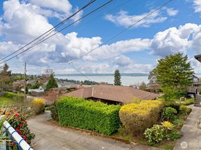 8451 40th Avenue SW, Seattle WA 98136