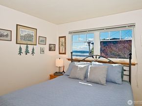 8451 40th Avenue SW, Seattle WA 98136