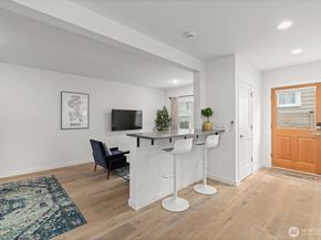 7344 23rd Avenue NW B, Seattle WA 98117