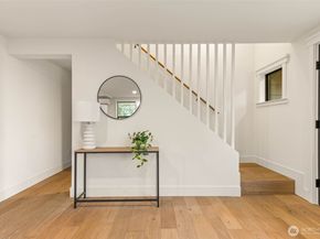 7727 19th Avenue NW, Seattle WA 98117