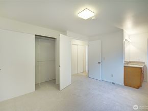 13536 28th Avenue NE, Seattle WA 98125