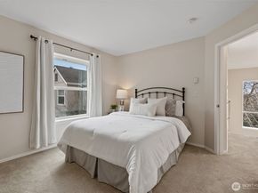 2957 142nd Place SE F9, Bellevue WA 98007