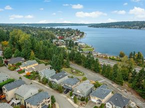 2744 NW Pine Cone Place, Issaquah WA 98027
