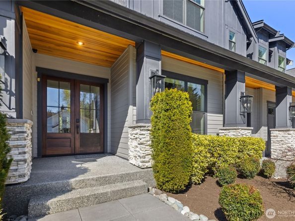 11688 NE 33rd St., Bellevue WA 98005