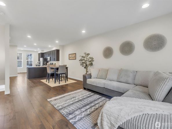 2010 129th Place SW E, Everett WA 98204