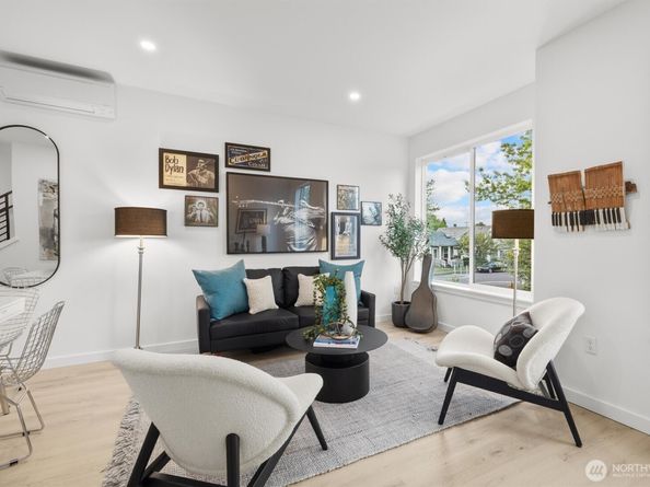 6604 Carleton Avenue S C, Seattle WA 98108