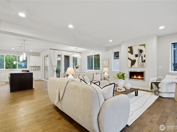 8328 138th Lane SE, Newcastle WA 98059