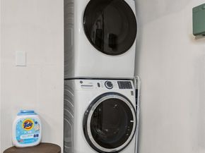 12025 NE 136th Place, Kirkland WA 98034