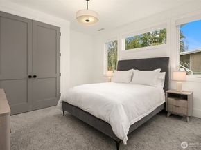 9812 NE 31st Street, Bellevue WA 98004