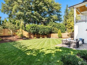 9812 NE 31st Street, Bellevue WA 98004