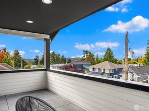 7040 25th Avenue NW, Seattle WA 98117