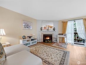 17425 119th Lane SE D22, Renton WA 98058