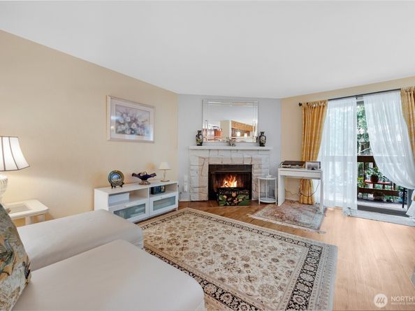 17425 119th Lane SE D22, Renton WA 98058
