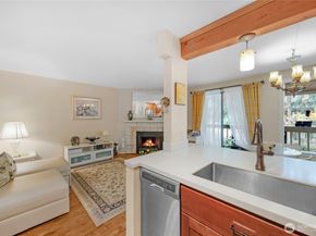 17425 119th Lane SE D22, Renton WA 98058