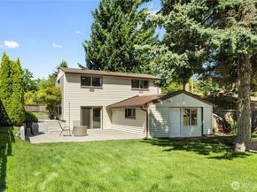 922 SW 160th Street, Burien WA 98166