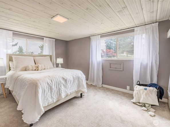 922 SW 160th Street, Burien WA 98166