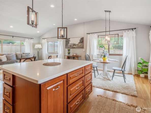 922 SW 160th Street, Burien WA 98166