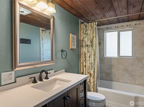 922 SW 160th Street, Burien WA 98166