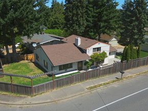 922 SW 160th Street, Burien WA 98166
