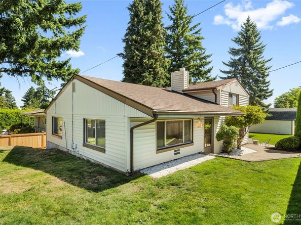 922 SW 160th Street, Burien WA 98166