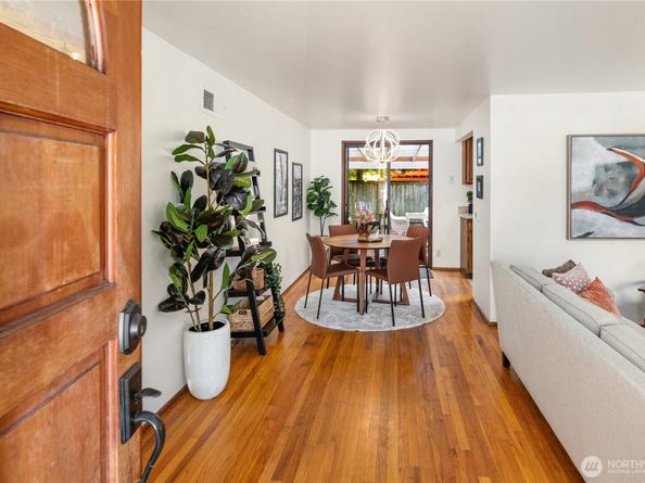 109 NW 156th Street, Shoreline WA 98177