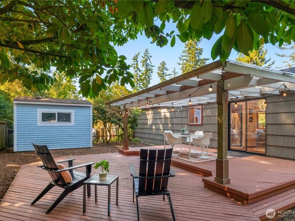 109 NW 156th Street, Shoreline WA 98177