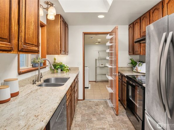 109 NW 156th Street, Shoreline WA 98177