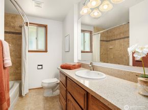 109 NW 156th Street, Shoreline WA 98177