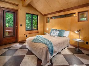 10915 103rd Avenue SW, Vashon WA 98070