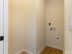 9620 Lindsay Place S, Seattle WA 98118
