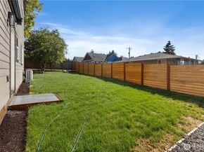 9620 Lindsay Place S, Seattle WA 98118