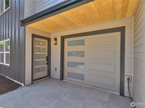 9620 Lindsay Place S, Seattle WA 98118