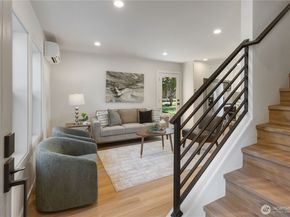 9620 Lindsay Place S, Seattle WA 98118