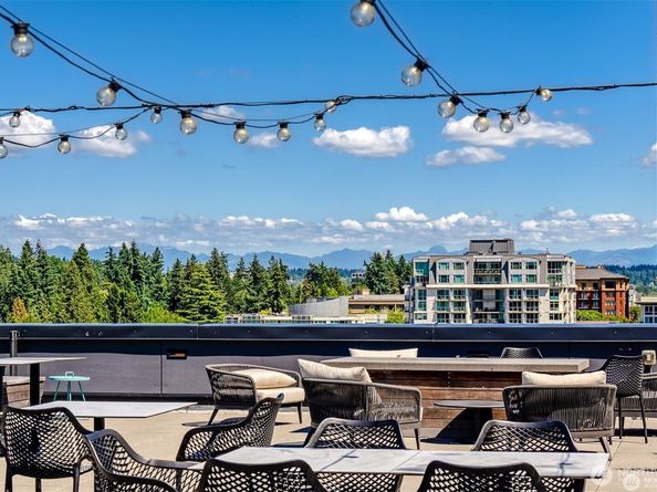 1085 103rd Avenue NE 526, Bellevue WA 98004