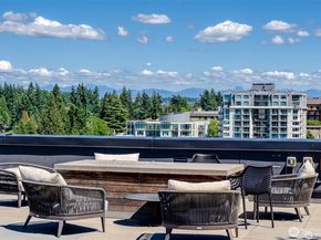 1085 103rd Avenue NE 526, Bellevue WA 98004