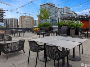 1085 103rd Avenue NE 526, Bellevue WA 98004