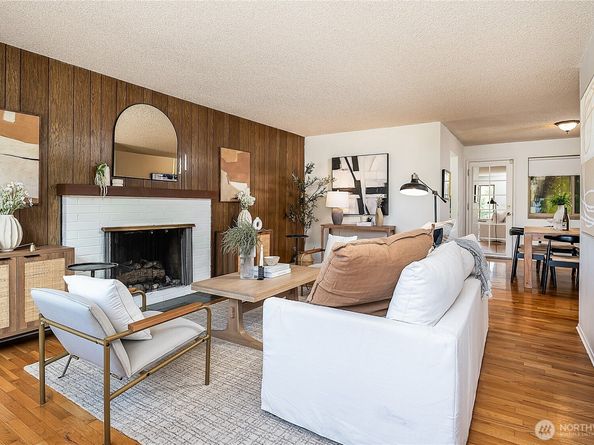 18806 2nd Avenue NW, Shoreline WA 98177