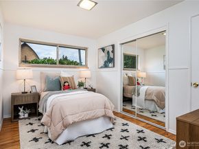 18806 2nd Avenue NW, Shoreline WA 98177