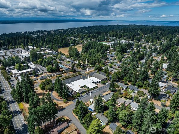 18806 2nd Avenue NW, Shoreline WA 98177
