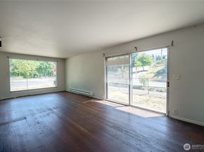 8723 7th Avenue S, Seattle WA 98108