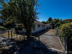 8723 7th Avenue S, Seattle WA 98108
